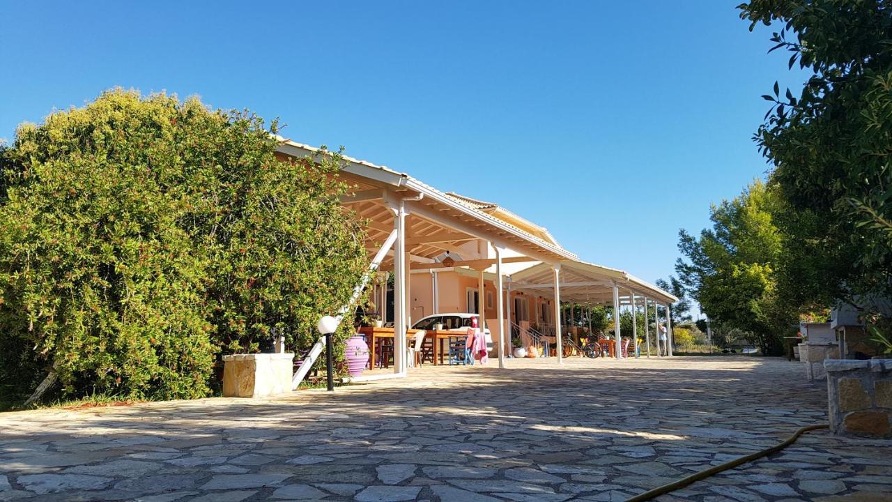 Evaggelia Studios Frínion Екстериор снимка