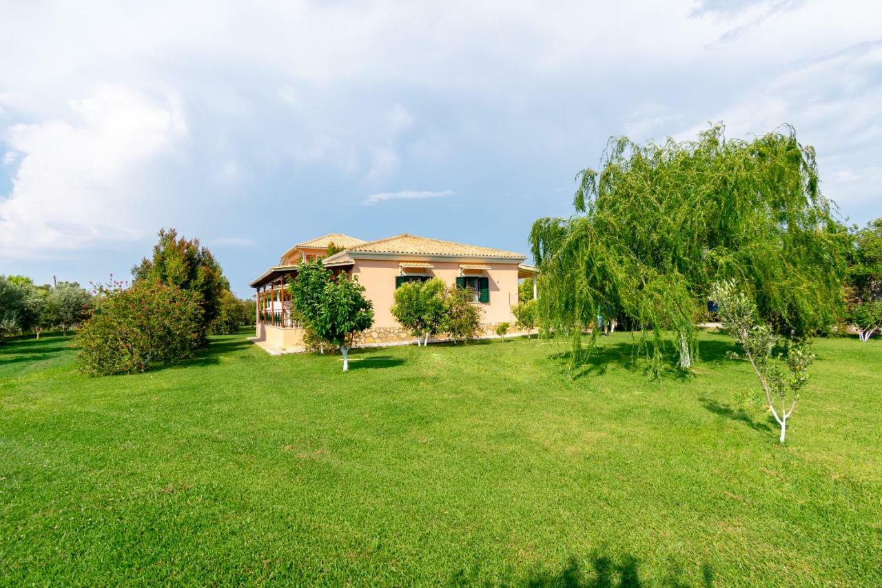 Evaggelia Studios Frínion Екстериор снимка